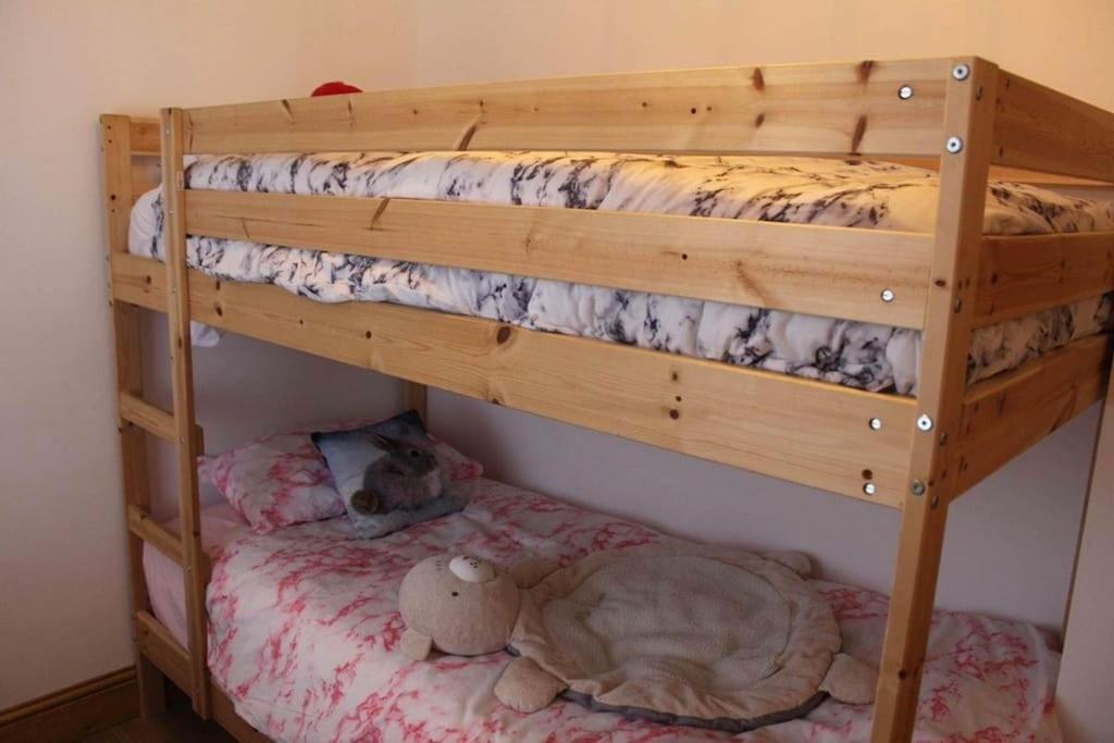 3 Bedroom Terrace Holiday Home Great Torrington Eksteriør bilde